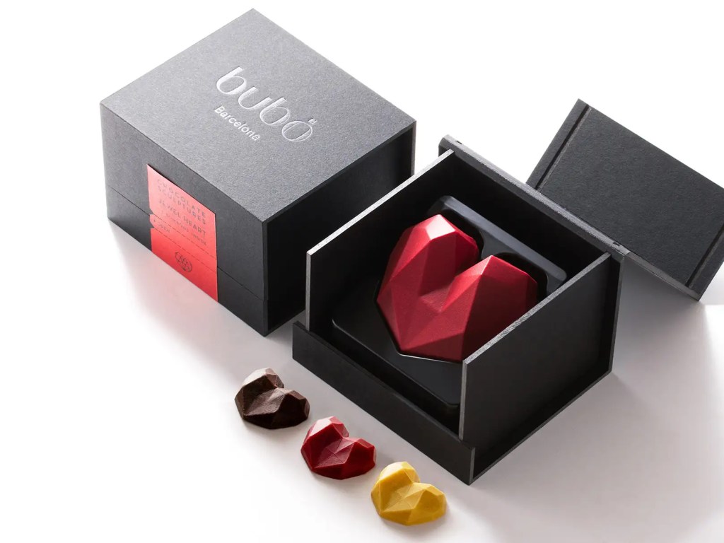 ＜bubó BARCELONA＞チョコスカルプチャー ジュエル ハート1個入（中に小さなハート形チョコレート3個入）　3,590円