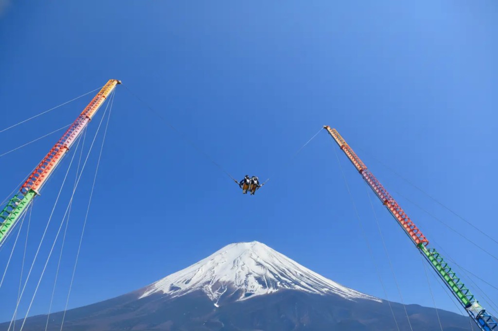 逆バンジー体験